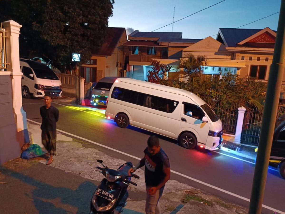 Pondok Simpang Tiga 沙璜 外观 照片